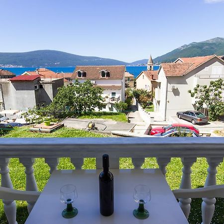 St. Roko Guest House Донья-Ластва Экстерьер фото