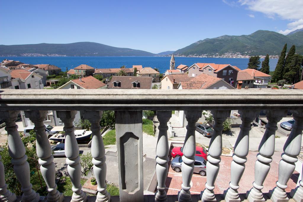 St. Roko Guest House Донья-Ластва Экстерьер фото